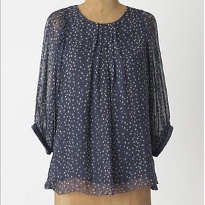 💐 Anthropology blue silk star print blouse